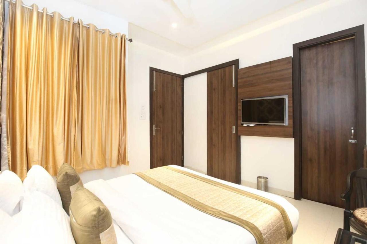 Hotel O Grand Star Амритсар Экстерьер фото